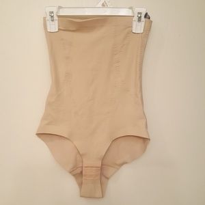 Dr. Rey Shapewear